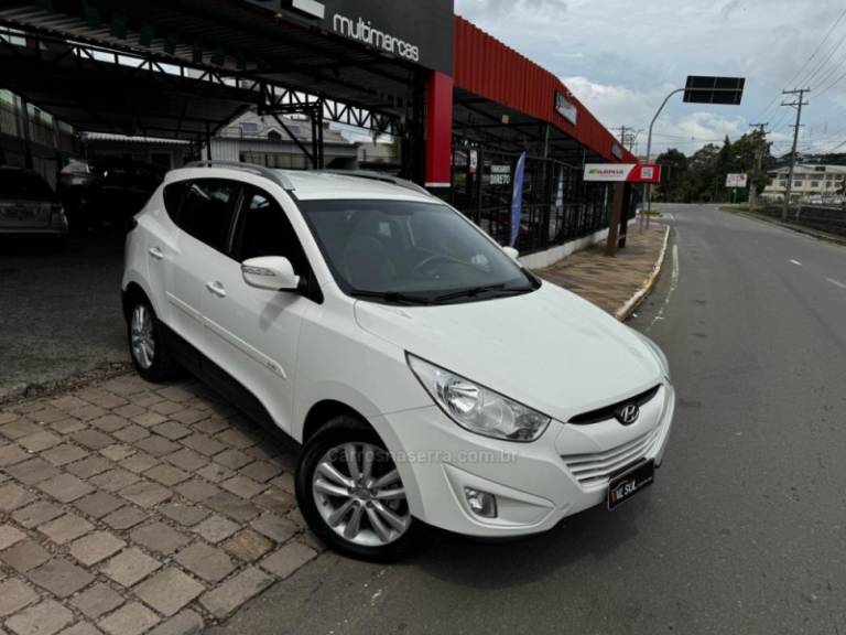 HYUNDAI - IX35 - 2012/2013 - Branca - R$ 70.900,00