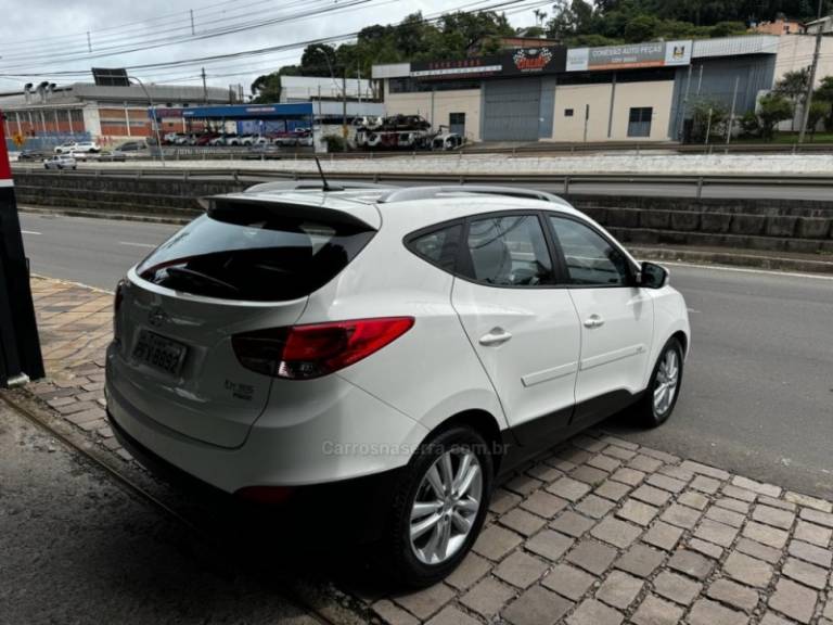 HYUNDAI - IX35 - 2012/2013 - Branca - R$ 70.900,00